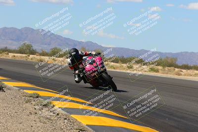 media/Oct-08-2022-SoCal Trackdays (Sat) [[1fc3beec89]]/Turn 7 Inside (145pm)/